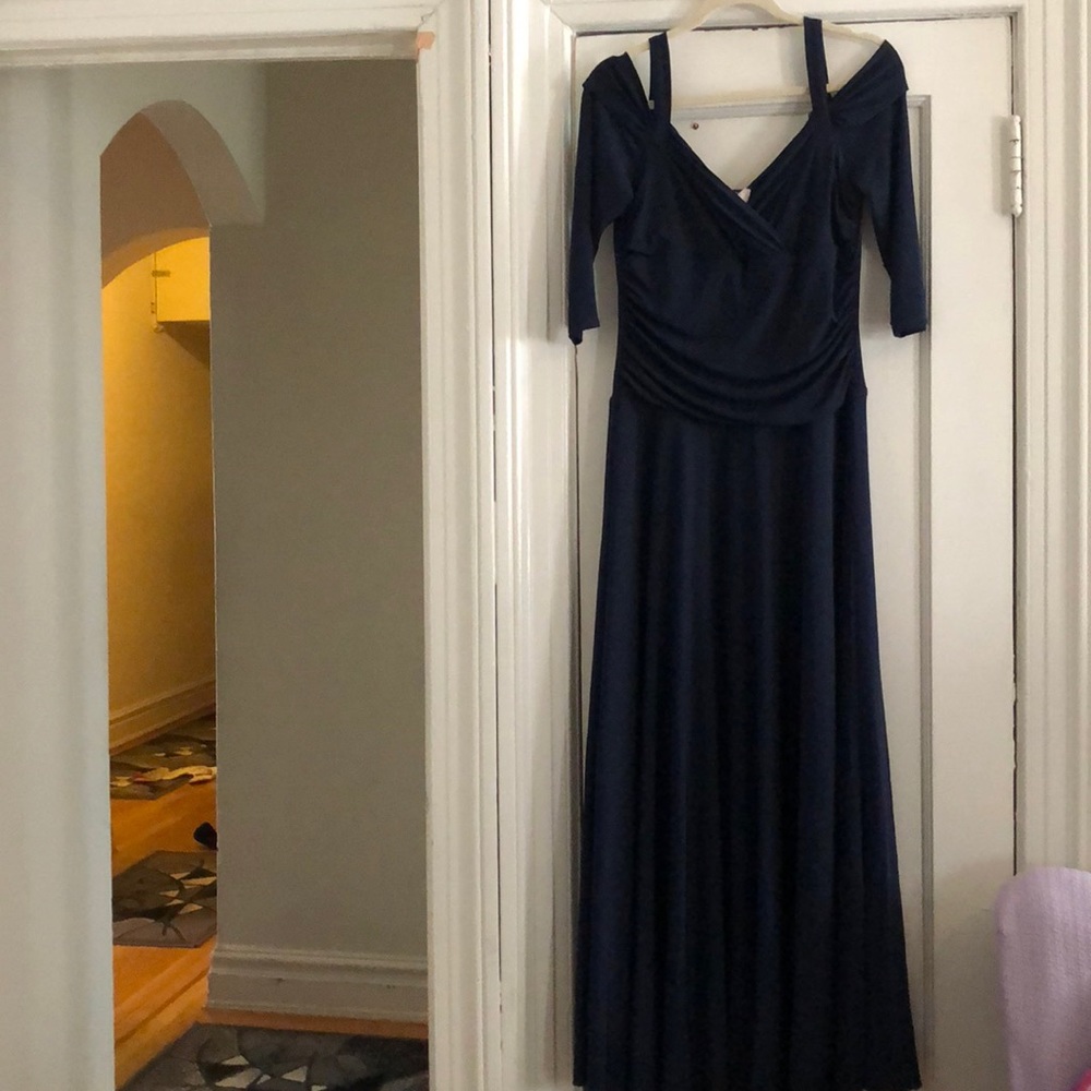 Women’s navy evening gown size L- worn once